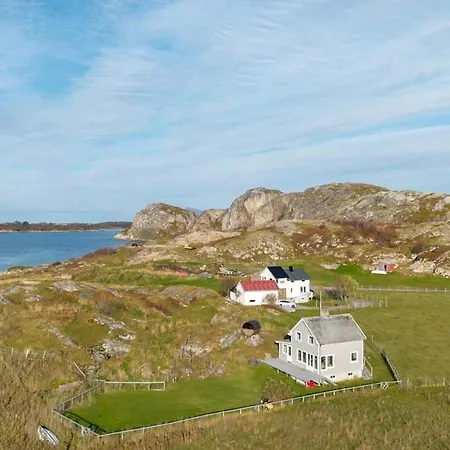 Arctic Retreat Willa Brensholmen
