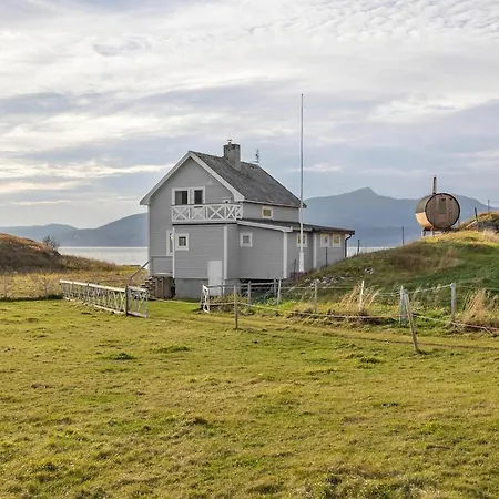 Arctic Retreat *
